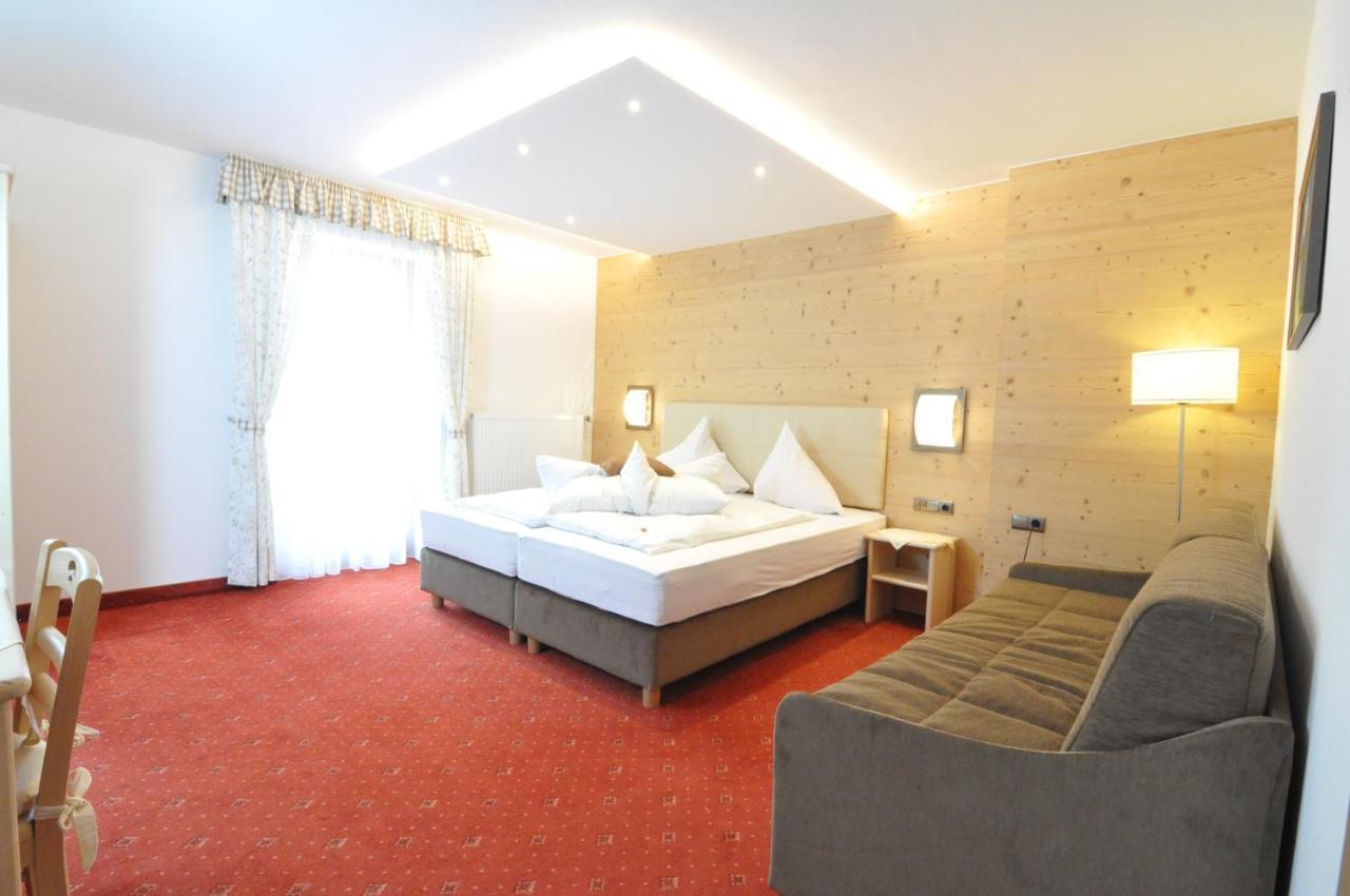 Hotel Traube - Stelvio Exterior photo