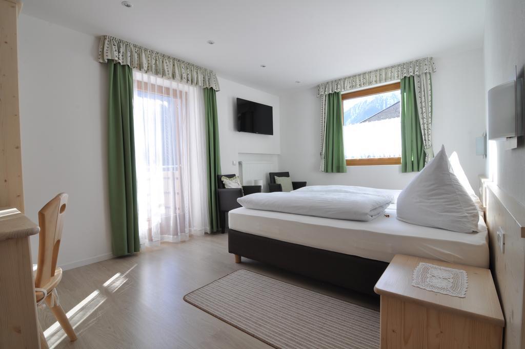 Hotel Traube - Stelvio Exterior photo